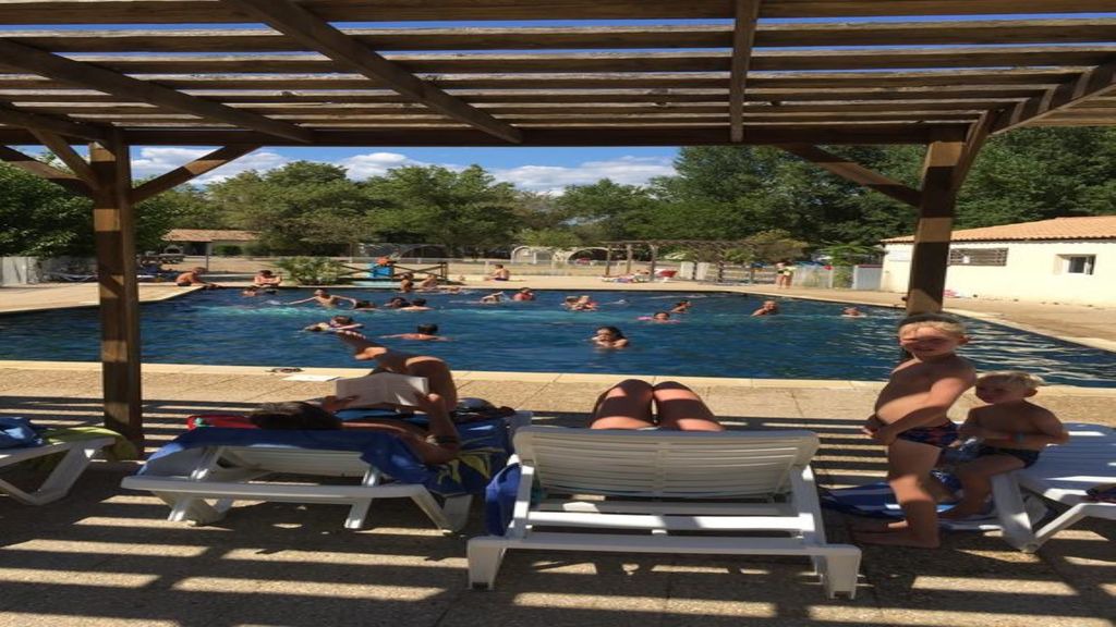 Photo of Human In Picture in Lezan