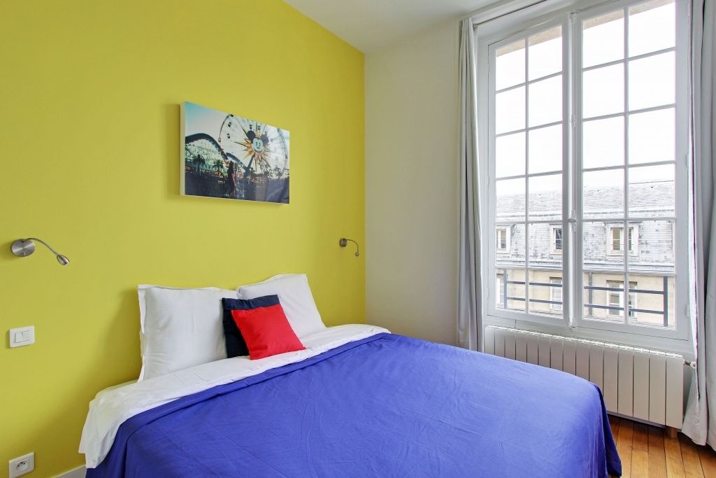 Photo of Bedroom in 4th Arrondissement