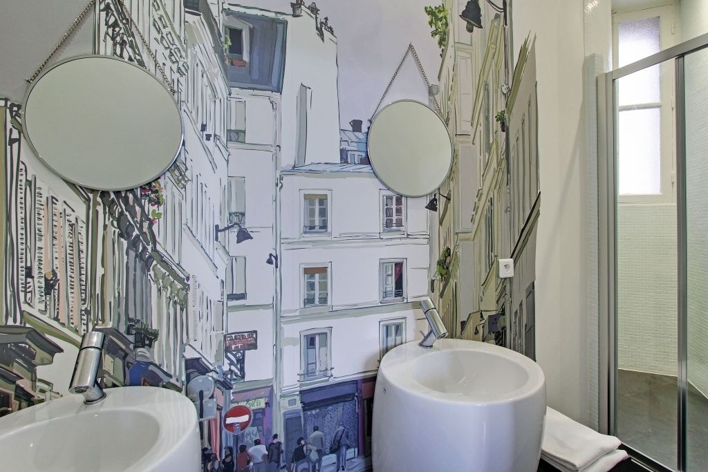Photo of Bathroom in 4th Arrondissement