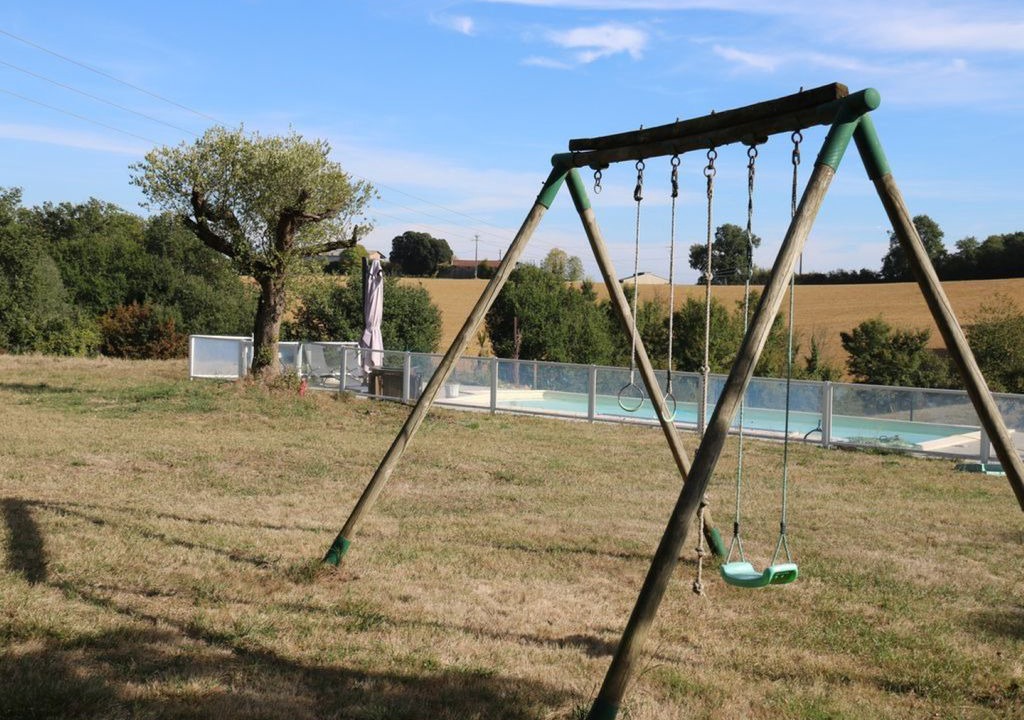 Photo of Outdoor in Estipouy