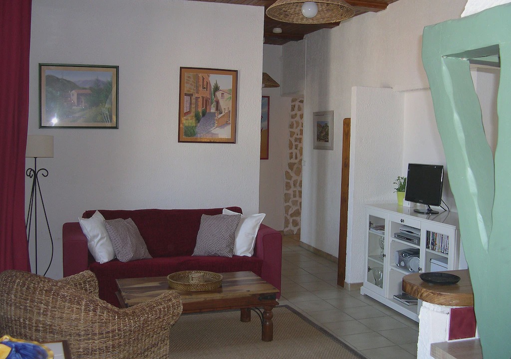 Photo of Others in Sablet