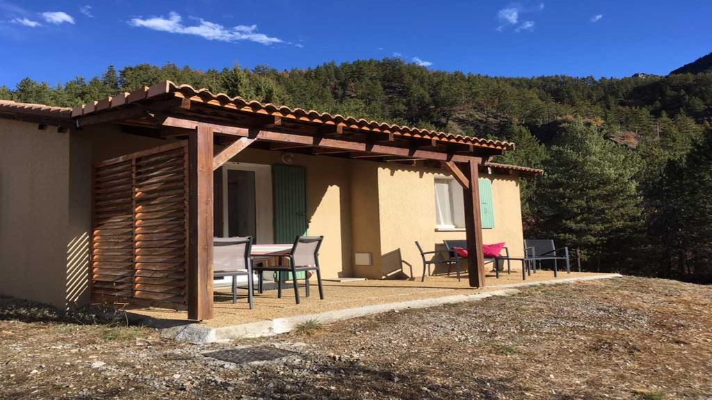 Photo of Buildings in Clamensane