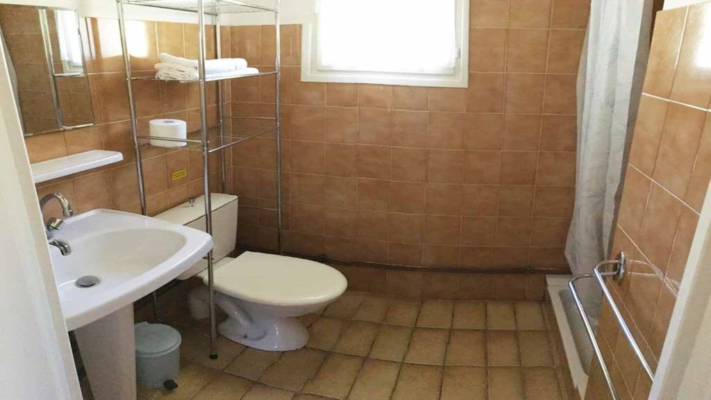 Photo of Bathroom in Clamensane