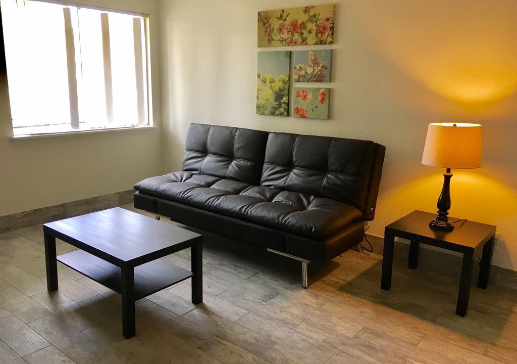 Photo of Livingroom in Woodland Heights