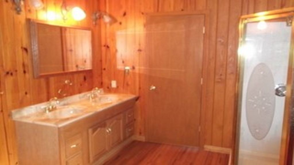 Photo of Bathroom in Jacksons' Gap
