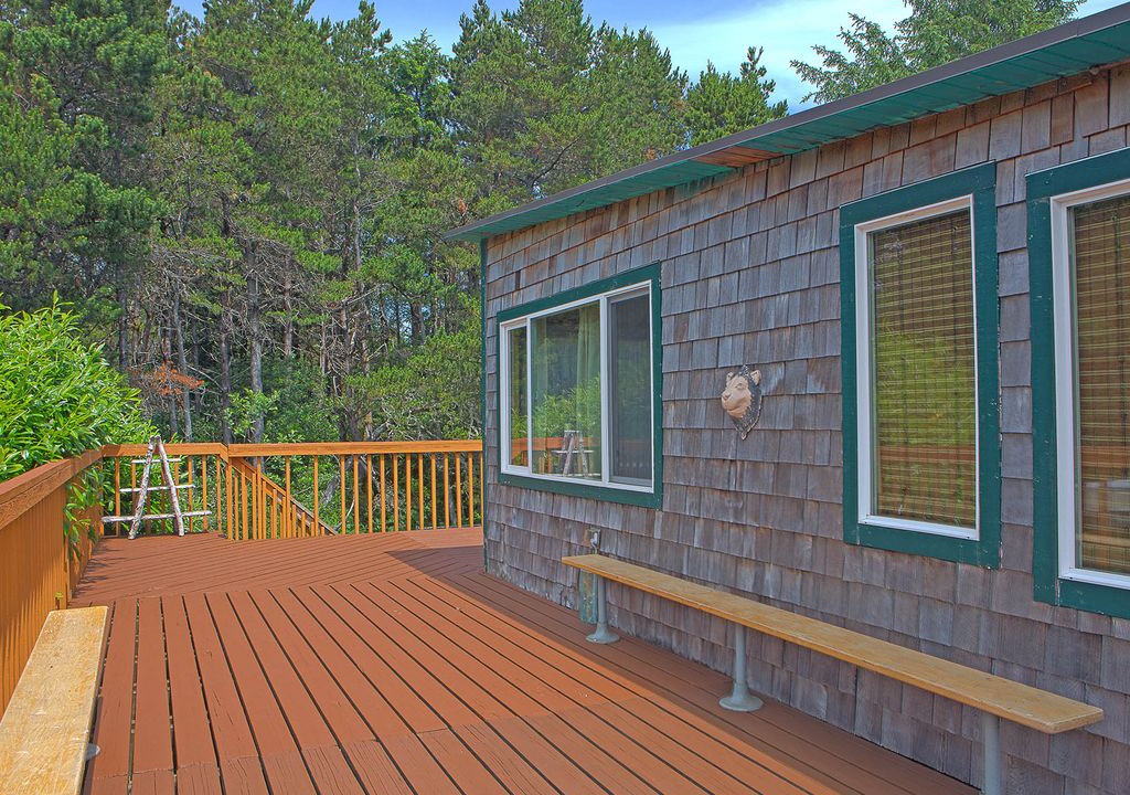 Photo of Buildings in Grayland