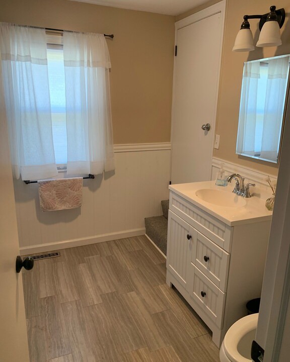 Photo of Bathroom in Old Lyme