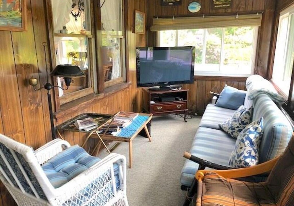 Photo of Livingroom in Old Lyme