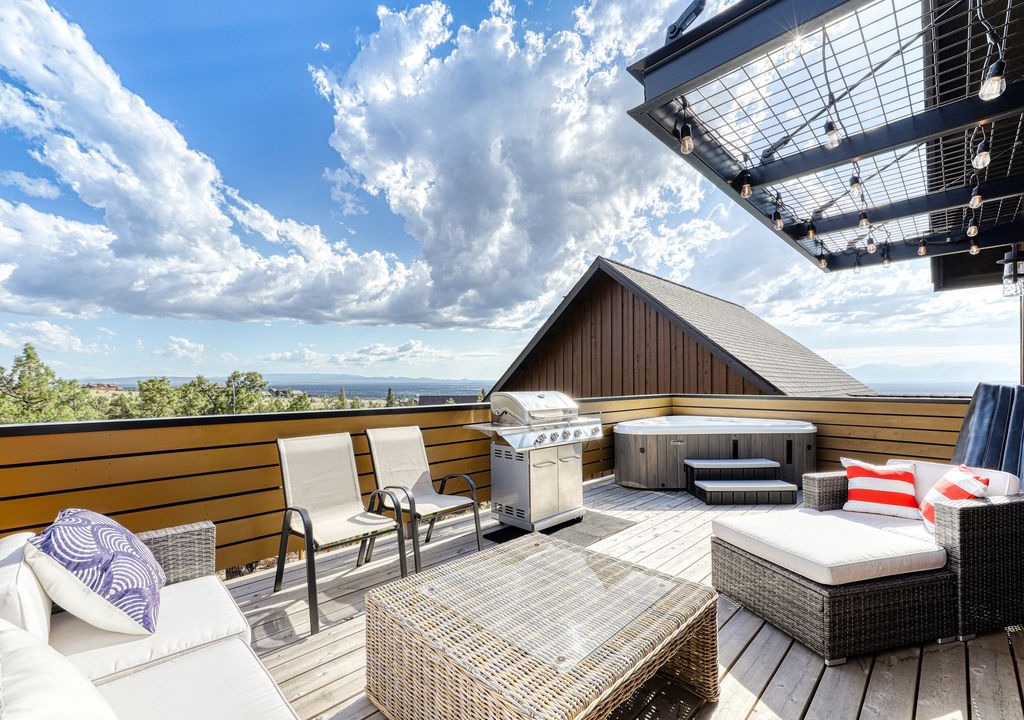 Photo of Patio Balcony in Powell Butte