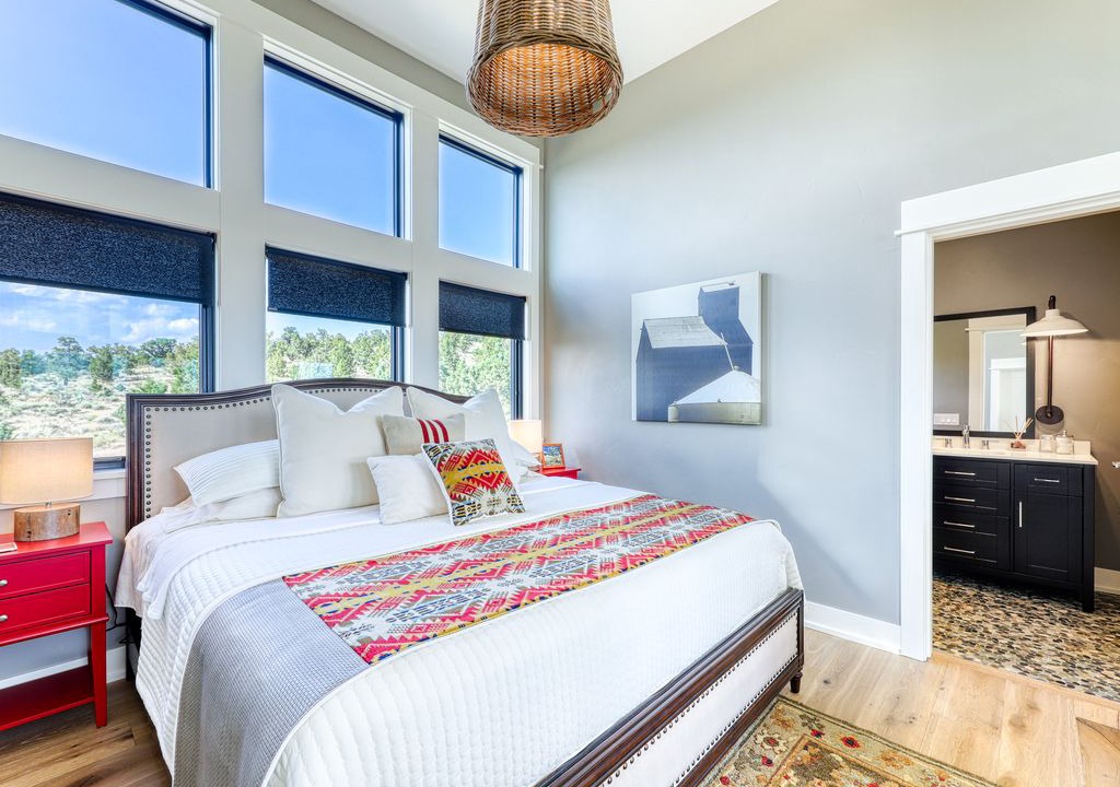 Photo of Bedroom in Powell Butte