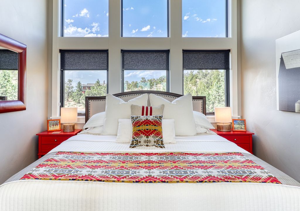 Photo of Bedroom in Powell Butte