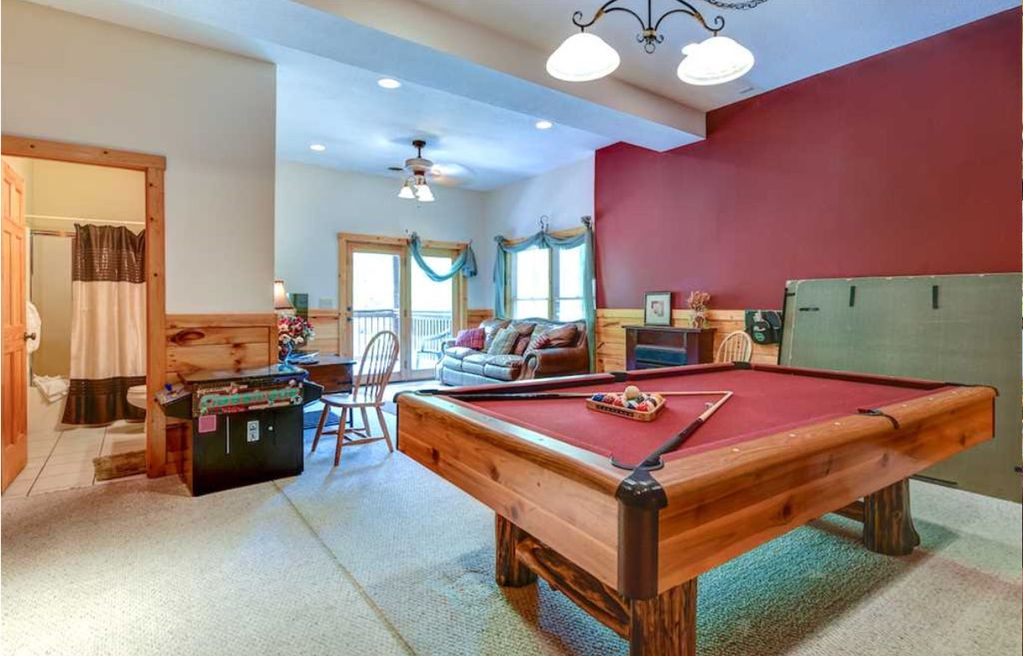 Photo of Livingroom in Pigeon Forge