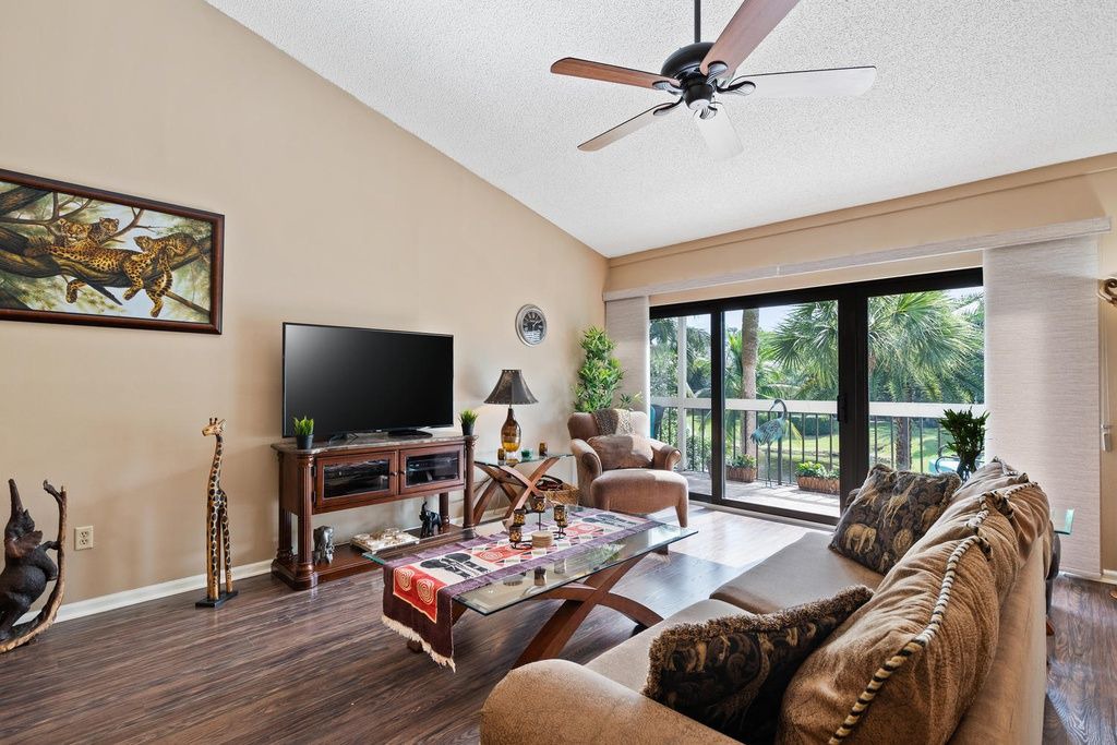 Photo of Livingroom in Wellington