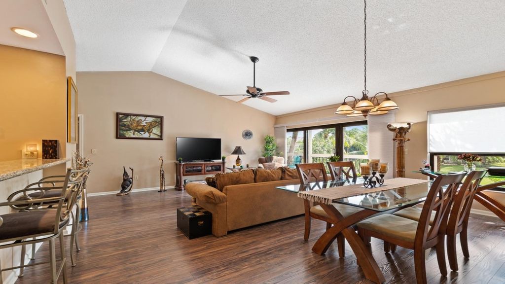 Photo of Livingroom in Wellington