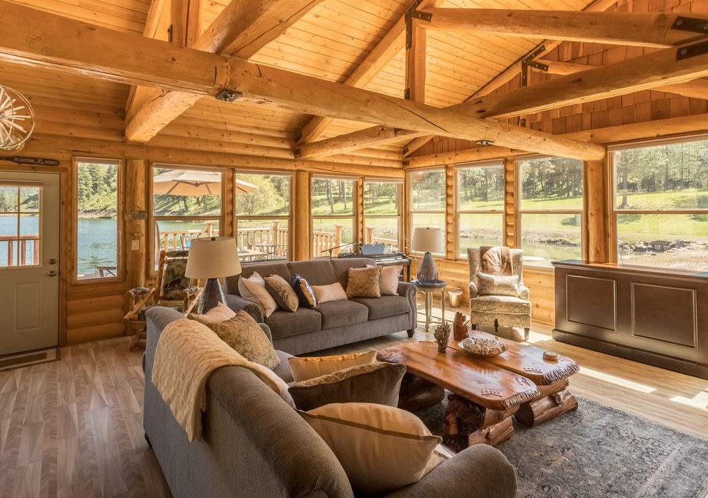 Photo of Livingroom in Alberton