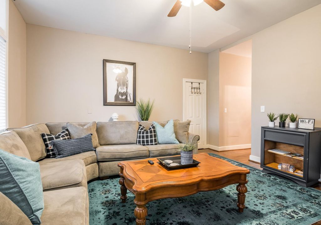 Photo of Livingroom in Old Louisville