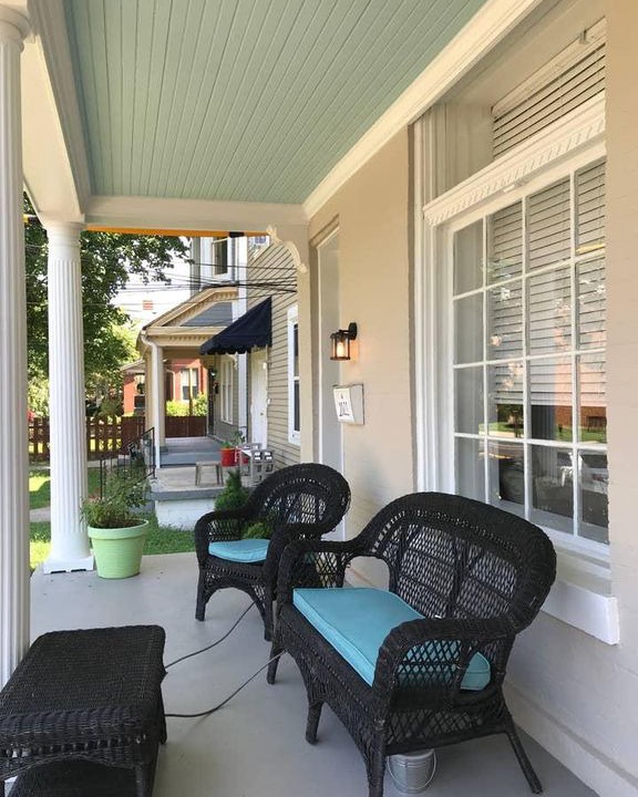 Photo of Livingroom in Old Louisville