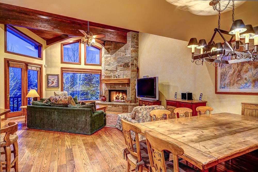 Photo of Livingroom in Deer Valley