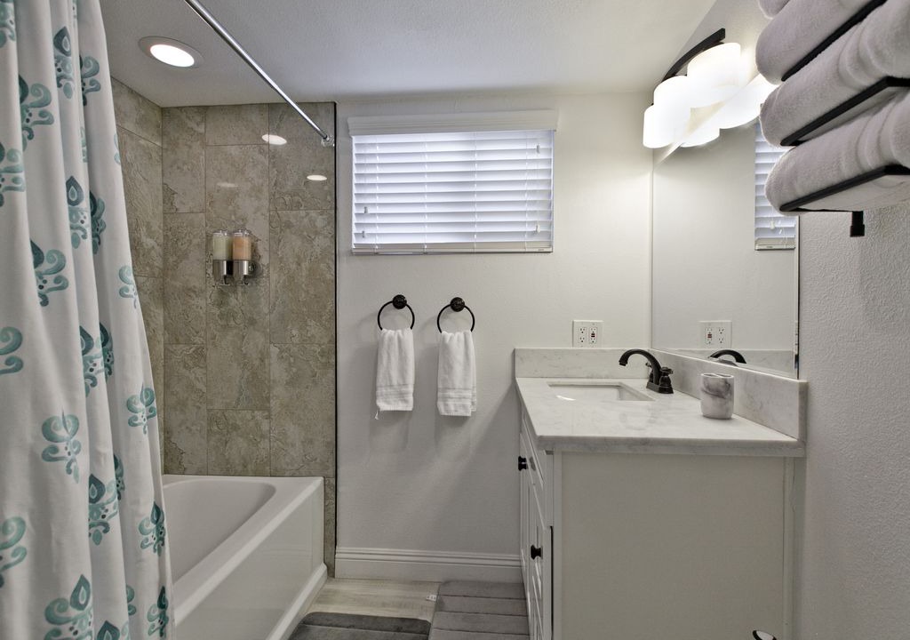 Photo of Bathroom in McNeil Estates