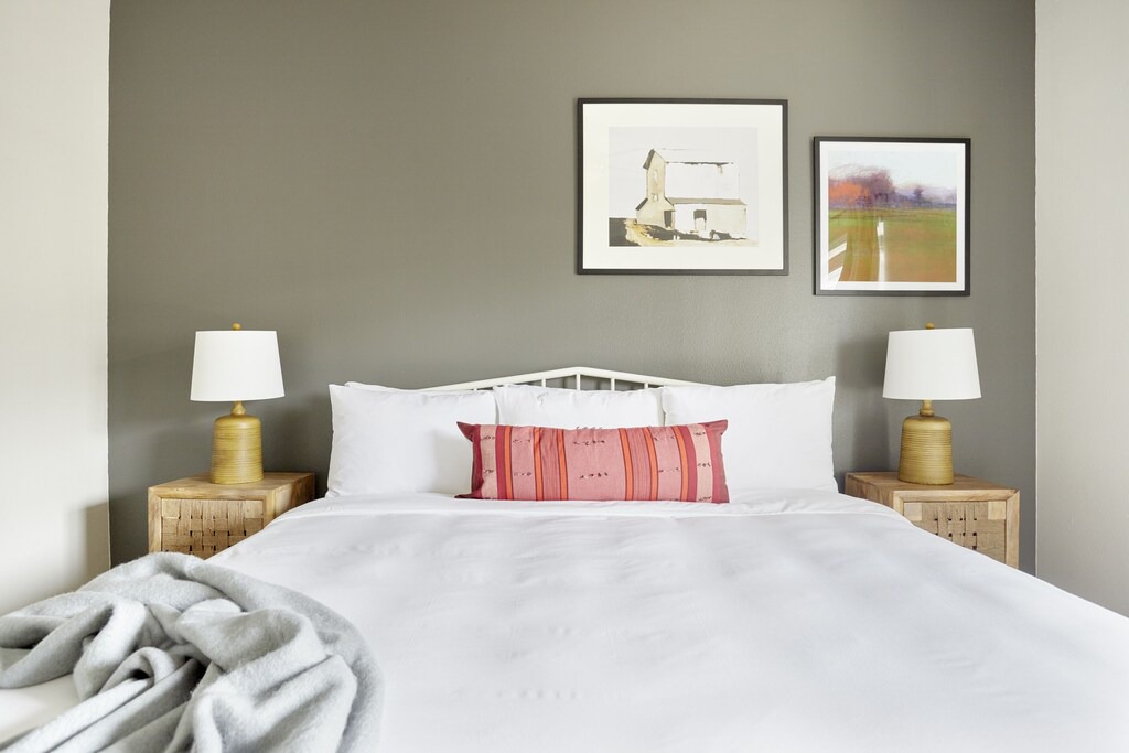 Photo of Bedroom in Medical Center District