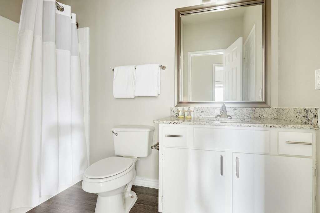 Photo of Bathroom in Medical Center District