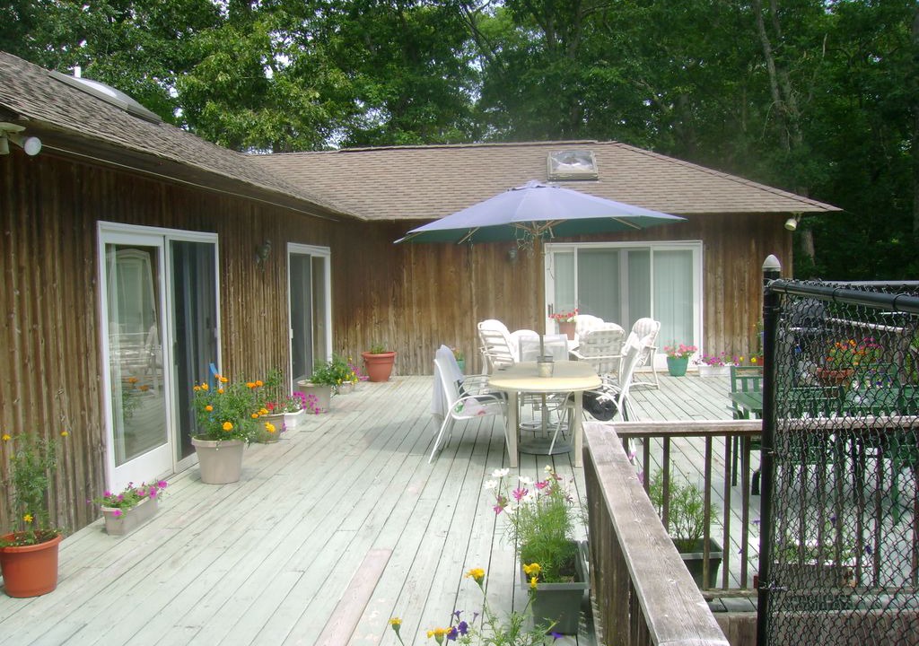 Photo of Buildings in Westhampton