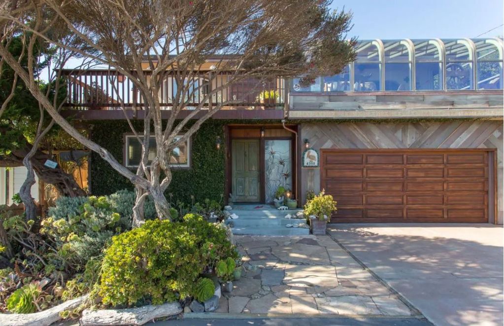 Photo of Buildings in Opal Cliffs