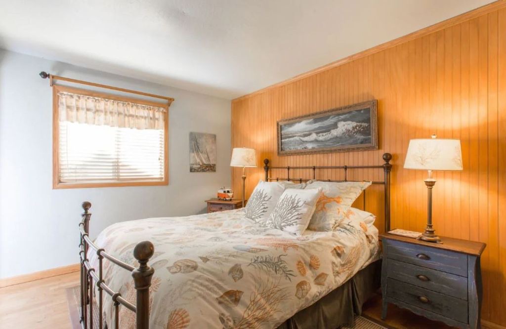 Photo of Bedroom in Opal Cliffs