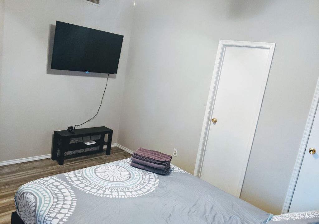 Photo of Bedroom in Village At Walnut Creek