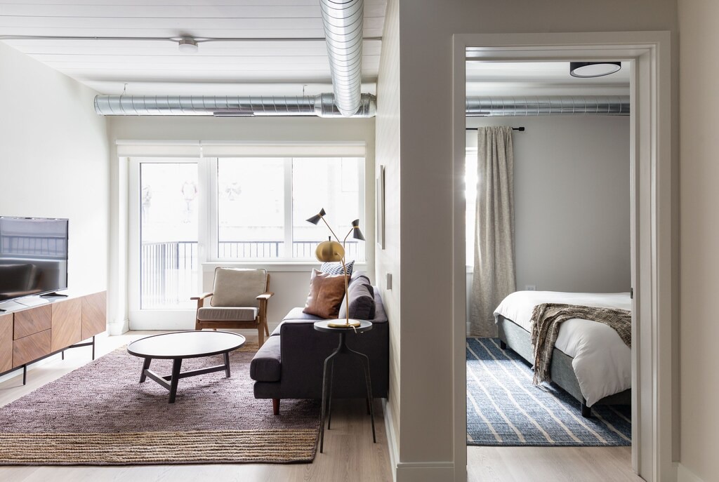 Photo of Livingroom in Lakeview