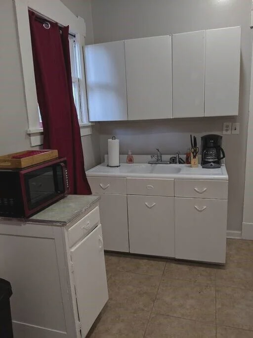 Photo of Kitchen in New Pathways