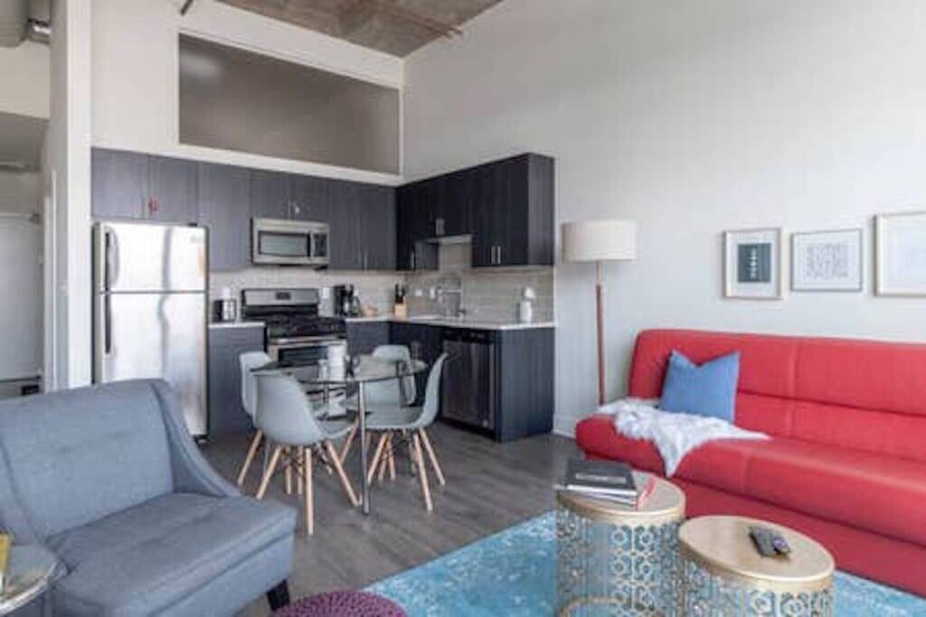 Photo of Livingroom in Near South Side