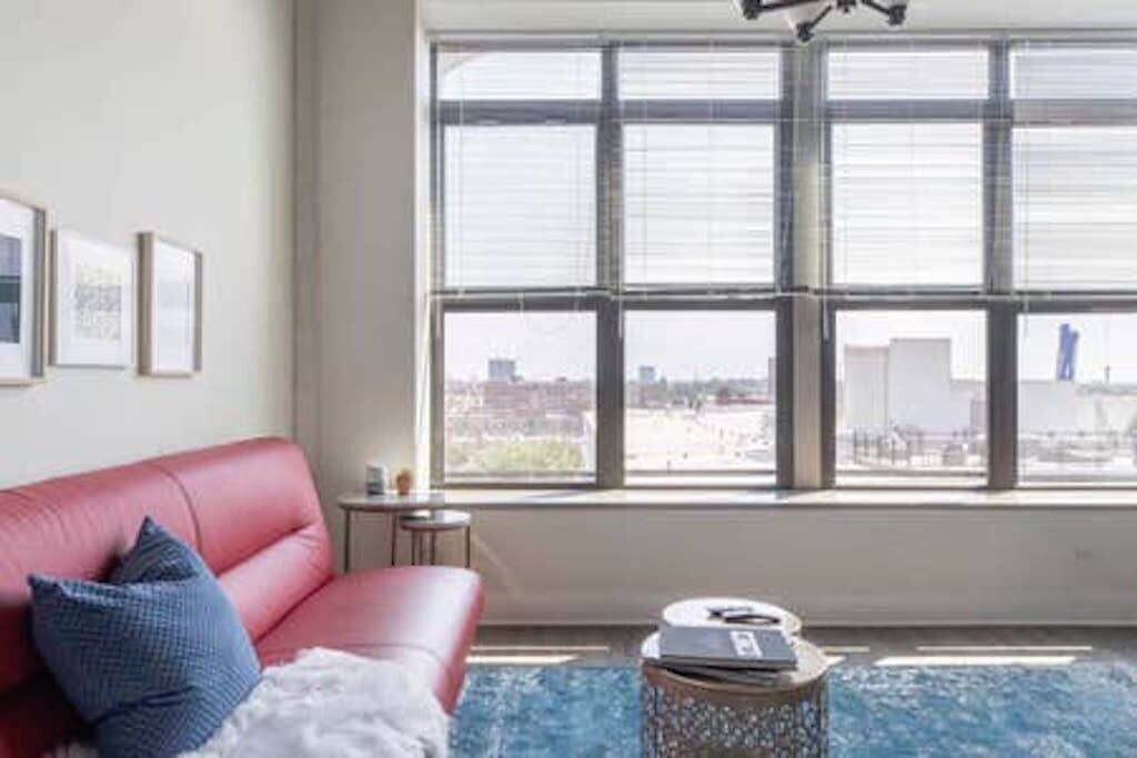 Photo of Livingroom in Near South Side