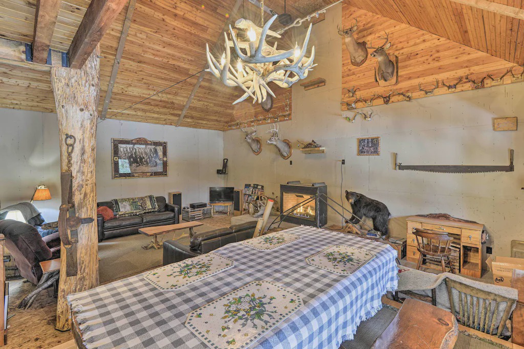 Photo of Livingroom in South Rutland