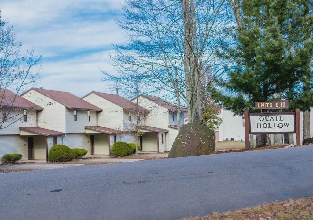 Photo of Buildings in Drums
