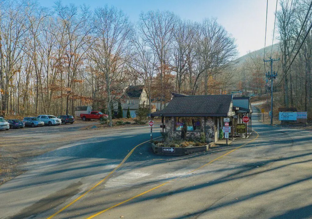 Photo of Outdoor in Drums