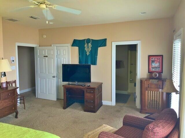 Photo of Livingroom in Morgantown