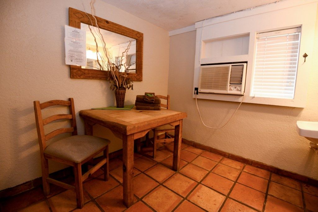 Photo of Livingroom in Leakey