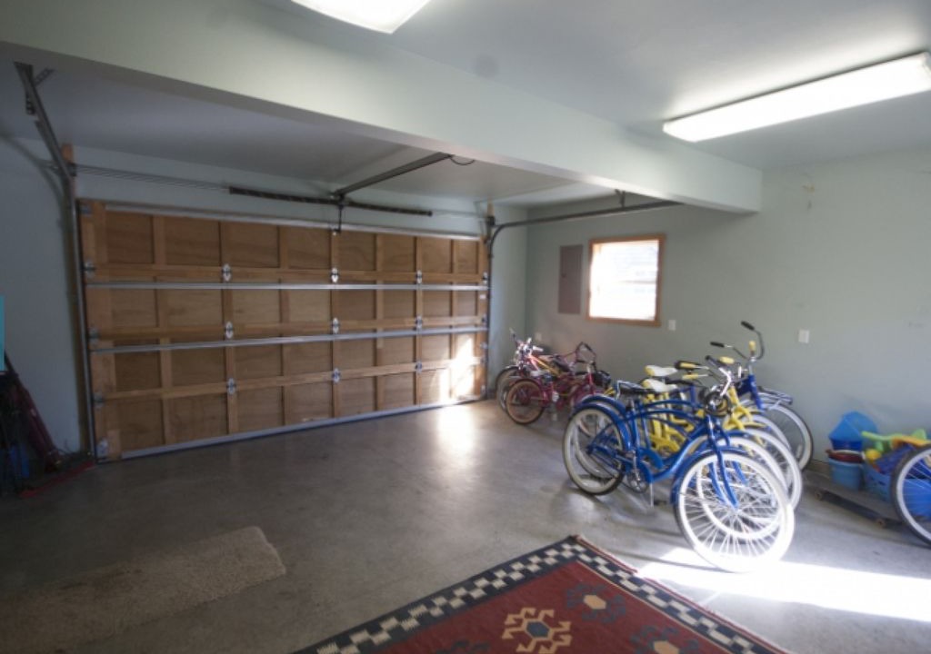 Photo of Others in Shorepine Village