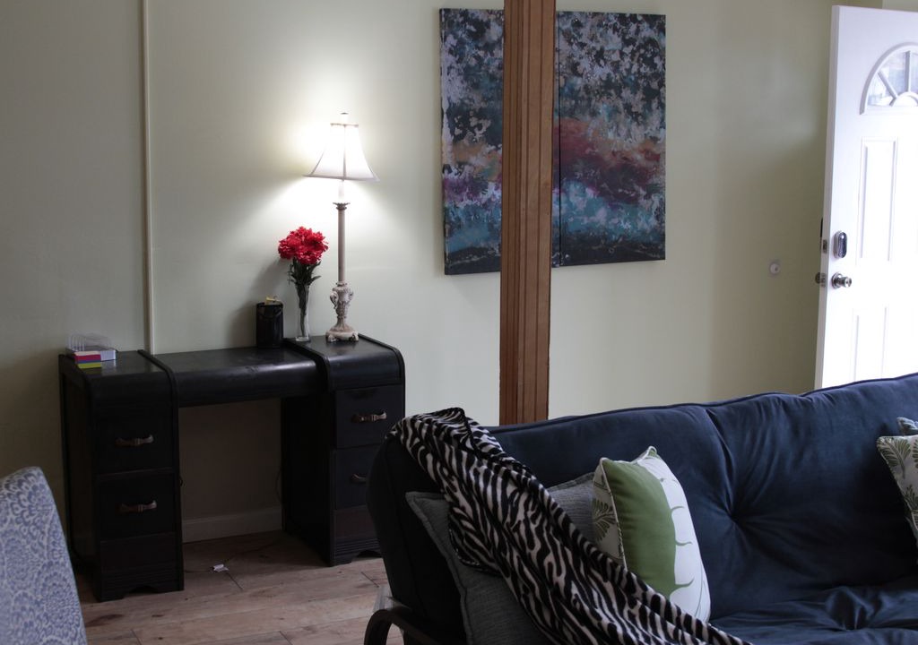 Photo of Livingroom in Mahanoy Plane