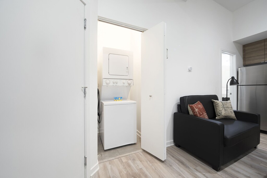 Photo of Livingroom in River West