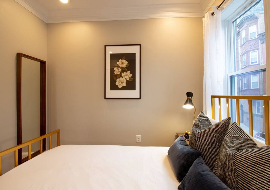Photo of Bedroom in North End