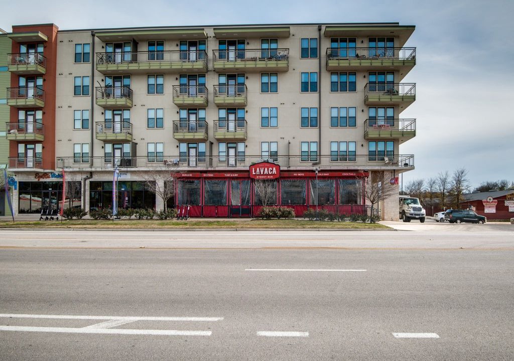 Photo of Buildings in South Lamar
