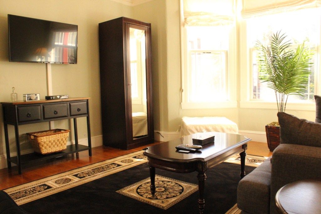 Photo of Livingroom in Ashbury Heights