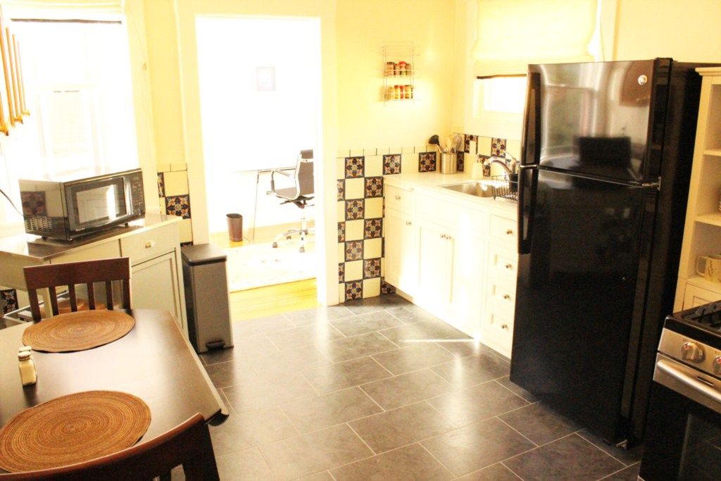 Photo of Livingroom in Ashbury Heights