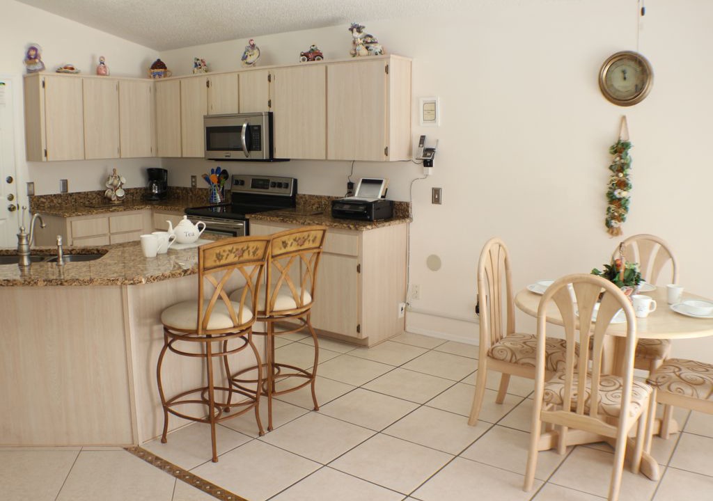 Photo of Others in Windward Cay