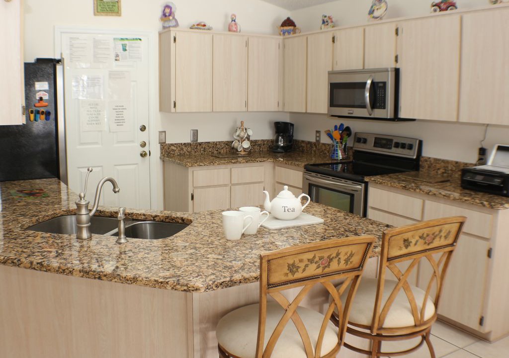 Photo of Others in Windward Cay