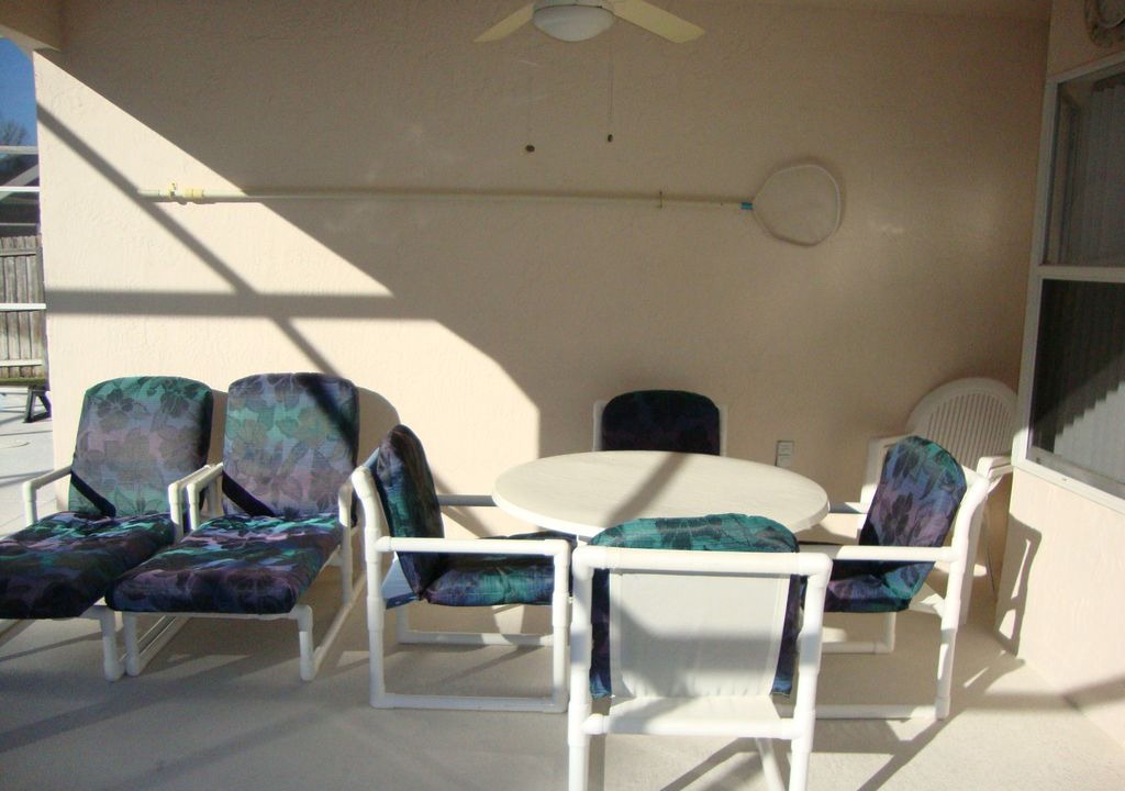 Photo of Livingroom in Windward Cay