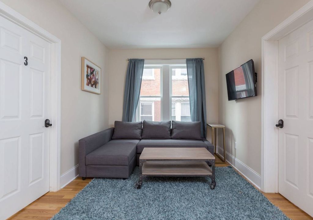 Photo of Livingroom in North End