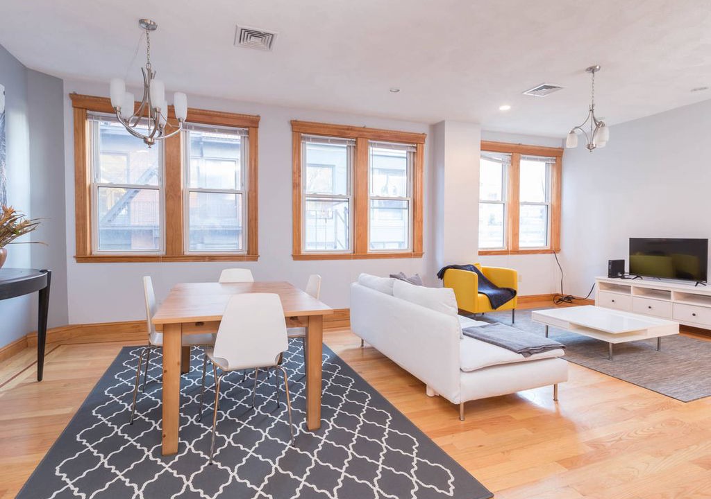 Photo of Livingroom in North End